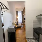 Elias Cosy For 4 People In The Heart Of Free Coffee Apartment Budapest