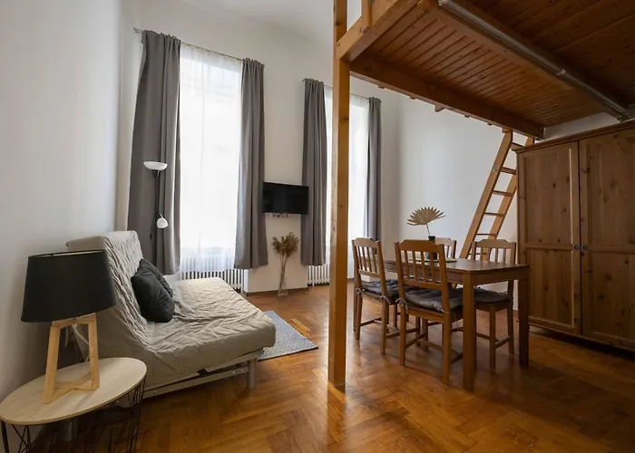 Apartament Elias Cosy For 4 People In The Heart Of Free Coffee Budapesta