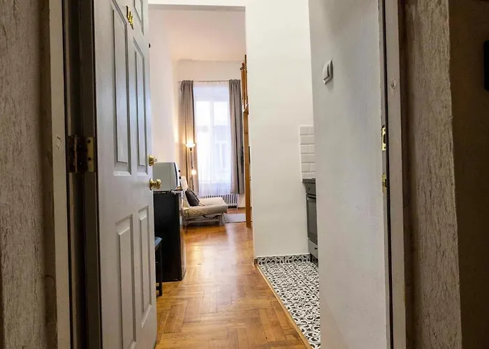 Apartamento éliás Cosy For 4 People In The Heart Of Free Coffee Budapest